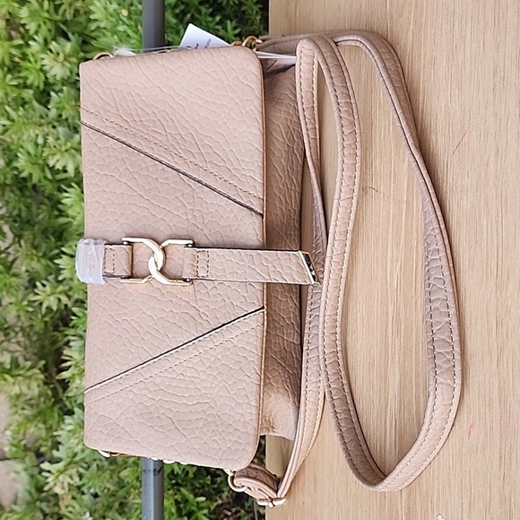 Jessica Simpson’s Natural Kandi Foldover Crossbody Clutch NWT - Picture 1 of 14